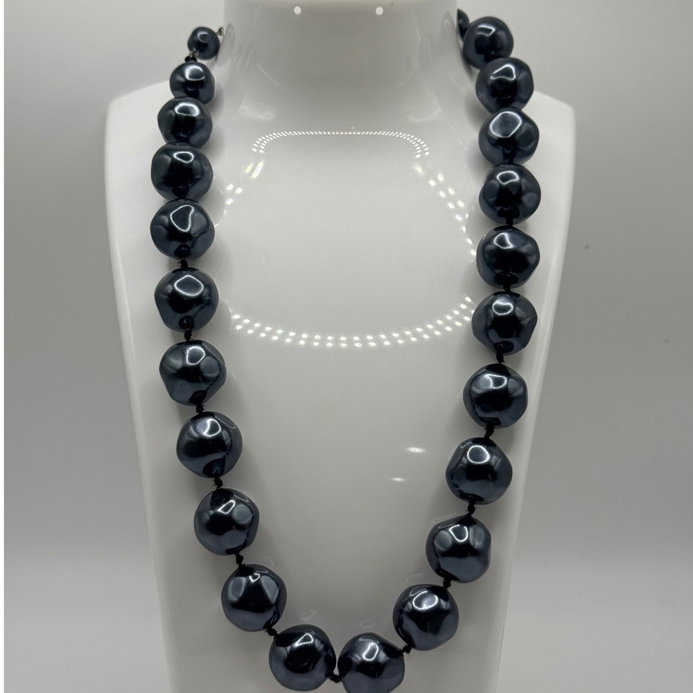 Marvella Vintage Knotted Baroque Faux Pearl Necklace Midnight Blue Graduated 16"